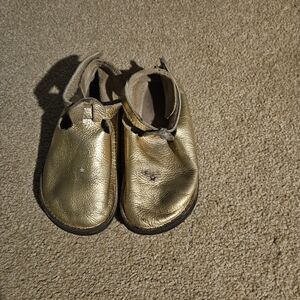 Softstar Leather Gold Kids Shoes 11T Girls Toddler